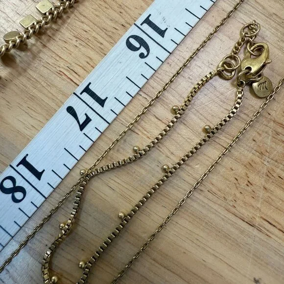 Madewell Two Gold-Tone Necklaces Long and One Bracelet With Circular Pendant - Picture 4 of 6